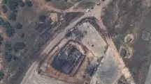 Imagem de satélite mostra uma instalação de armazenamento de combustível destruída, depois de um ataque na Base Aérea de Belbek, na Crimeia - 16/5/2024 | Foto: Maxar Technologies/Reuters