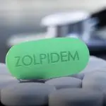 Zoplidem possui restrições