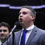 Deputado Arthur Virgílio Bisneto no Plenário da Câmara