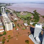 guaíba transbordou em porto alegre