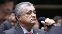 Deputado federal José Guimarães, em sessão na Câmara