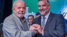 Lula e o ministro-chefe da Secom, Paulo Pimenta, são os alvos da ação | Foto: Ricardo Stuckert/PR