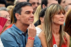 O premiê espanhol Pedro Sanchéz e sua mulher, Begoña Gómez | Foto: Reprodução/Redes sociais