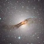 Imagem da radiogaláxia NGC 5128 foi capturada