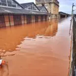 Aumento do nível do rio Guaíba, em Porto Alegre, agravou a situação da população do Rio Grande do Sul | Foto: Divulgação/Secom