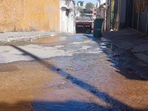 Imagens da Travessa Poço das Trincheiras em São Paulo, no bairro Itaquera