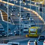 A partir de 1º de julho, veículos com finais de placa 1 e 2 devem renovar o Certificado de Registro e Licenciamento do Veículo (CRLV) | Foto: Marcello Casal Jr/Agência Brasil