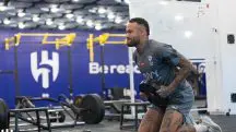Neymar durante treino