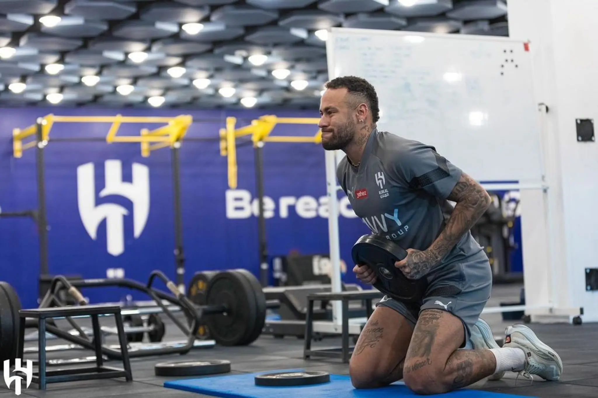 Neymar durante treino