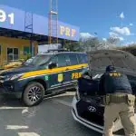 Viatura da Polícia Rodoviária Federal, corporação em que um agente foi exonerado por, de acordo com investigações, ter aceito propina de R$ 30