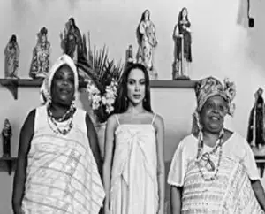 Cantora Anitta fez videoclipe em homenagem ao candomblé