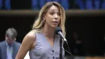 Segundo Erika, o sistema previdenciário brasileiro ainda impõe barreiras à inclusão desses líderes | Foto: Zeca Ribeiro/Câmara dos Deputados