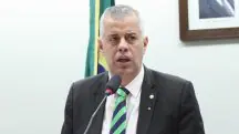 evair de melo