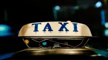 Taxistas também roubaram os pertences dos cativos | Foto: Reprodução/Pexels