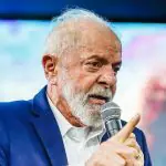 Presidente da República, Luiz Inácio Lula da Silva, durante a cerimônia de entrega de Unidades Habitacionais do Minha Casa, Minha Vida no Residencial Cidade Jardim III. Fortaleza - CE