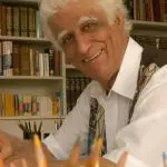 Livro O Menino Marrom, de Zilraldo, é suspenso em cidade mineira