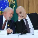 Da esquerda para a direita, o presidente Lula e ministro Alexandre e Moraes | Foto: Lula Marques/ Agência Brasil