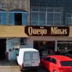 Fachada do minimercado que foi o grande vencedor do leilão do arroz