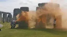 Vídeo publicado nas redes sociais mostra o momento em que o sítio é vandalizado | Foto: Reprodução/Twitter/X