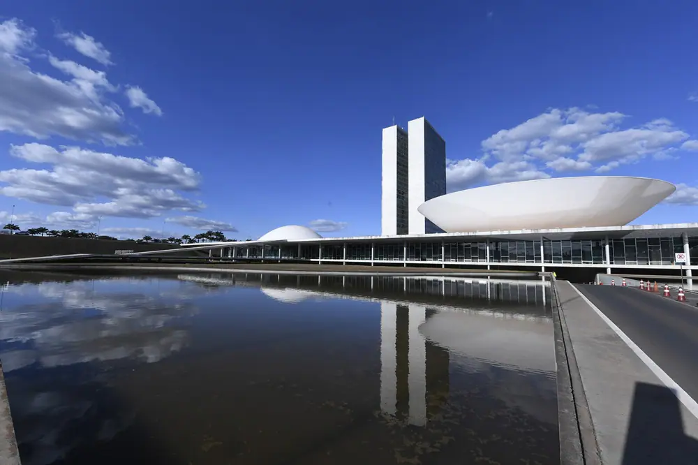 Fachada do Congresso Nacional, a sede das duas Casas do Poder Legislativo brasileiro, em alusão à nota do PL da Dosimetria | Foto: Jefferson Rudy/Agência Senado