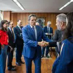Ministro Fernando Haddad em reunião com grupo que analisa regulamentação da reforma tributária na Câmara dos Deputados