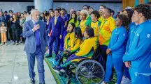 Presidente Lula realiza evento com atletas para assinar o reajuste do Bolsa Atleta