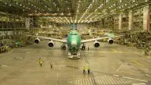 Ex-inspetor da Boeing revela uso recorrente de peças sucateadas na montagem de aviões
