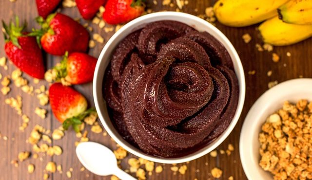 O açaí é capaz de neutralizar os radicais livres, que, em excesso, causam prejuízo como Alzheimer e Parkinson | Foto: Reprodução/Pixabay