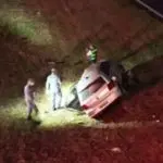 Vacas invadem pista e causam acidente em rodovia de São Paulo, que deixa três feridos