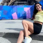 Ana Carolina Vieira postou foto no Instagram em Paris