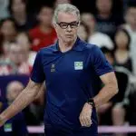 Bernardinho, técnico da seleção masculina de vôlei do Brasil em Paris 2024