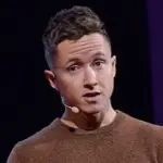Médico durante discurso