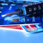 Criminosos usam o cartão de crédito das vítimas para praticar estelionato