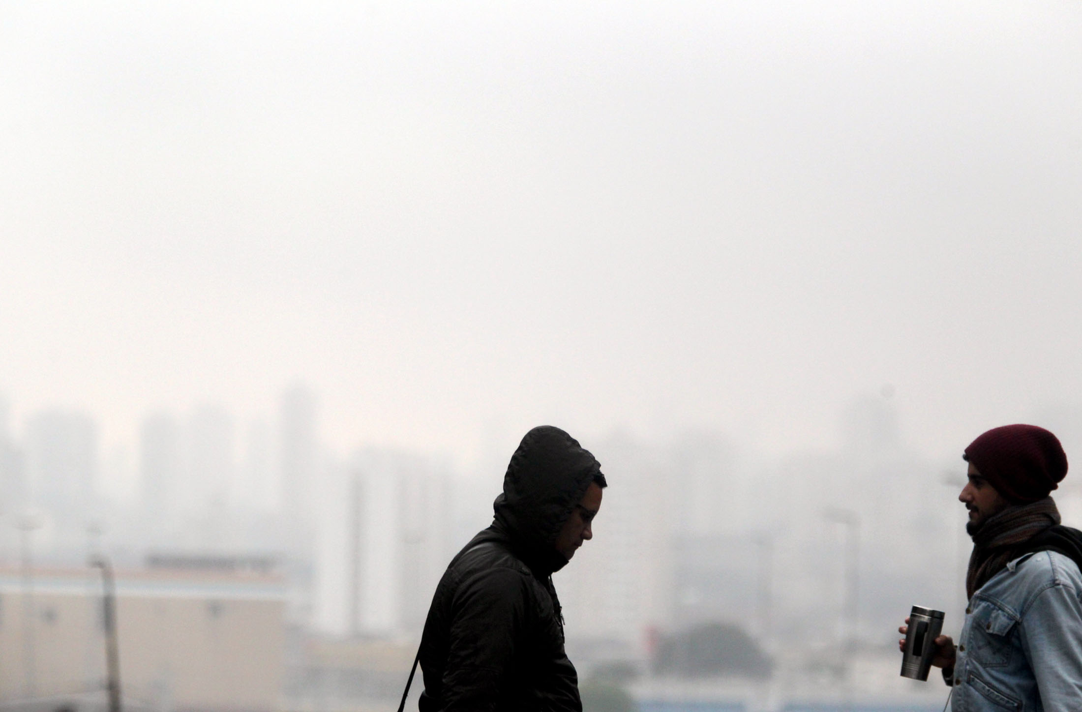 Frente Fria leva nevoeiro para São Paulo; Temperatura em Parelheiros, na zona sul de SP, fica abaixo de 0ºC