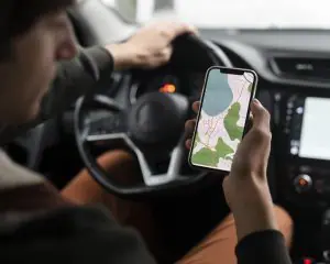 O aplicativo 99 excluiu o motorista de aplicativo, que não teve seu nome divulgado, por violar o código de conduta da plataforma