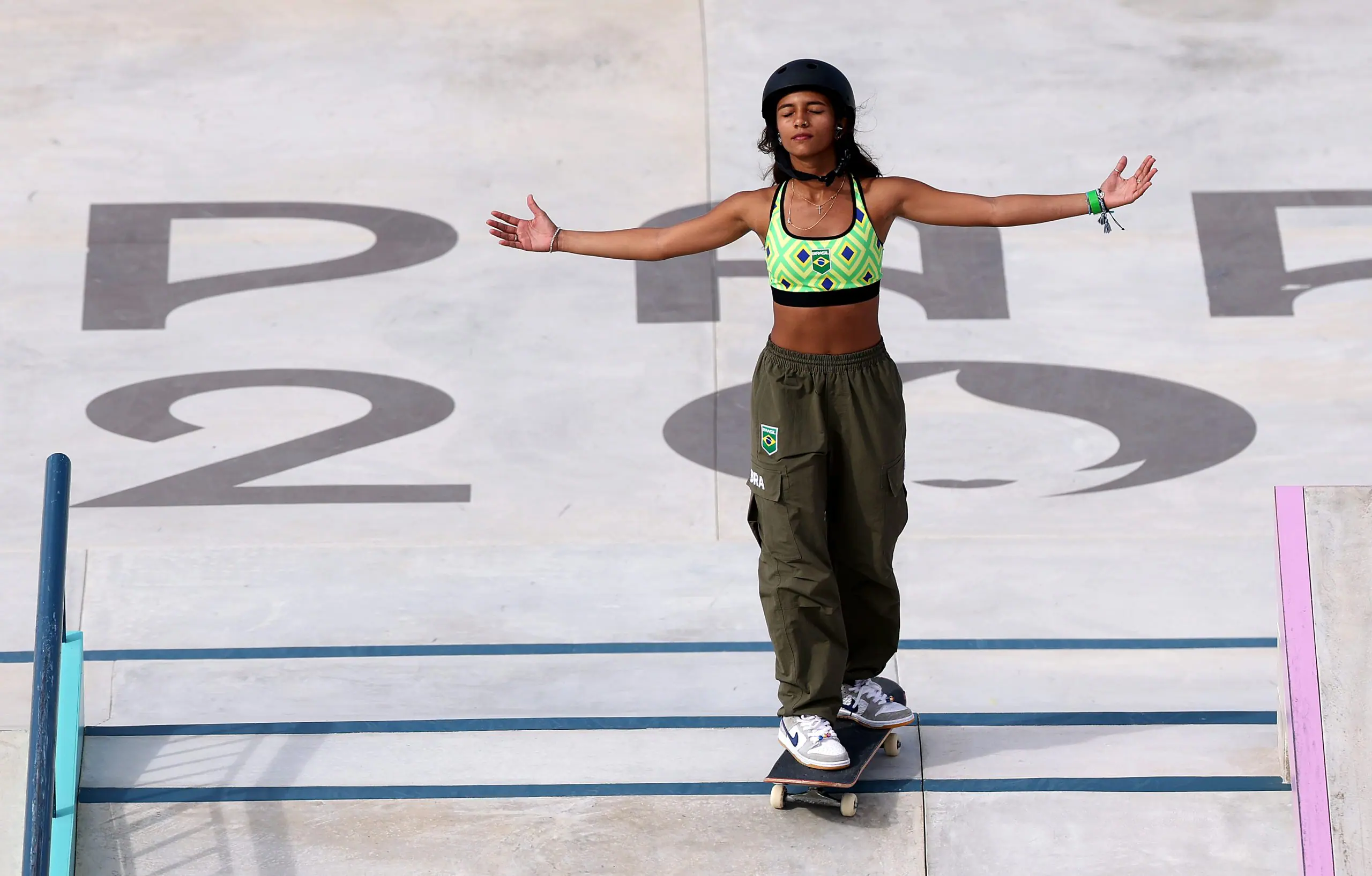Rayssa Leal enfrentou uma disputa acirrada e conseguiu a medalha de bronze na última tentativa da final do skate street dos Jogos Olímpicos de Paris 2024 | Foto: Reprodução/Twitter/X/@JogosOlimpicos