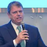 'Quantas ações judiciais, quanta guerra, confusão, que vinham daqueles que não entendem', disse Tarcísio de Freitas, ao celebrar a privatização da Sabesp | Francisco Cepeda/Governo do Estado de São Paulo