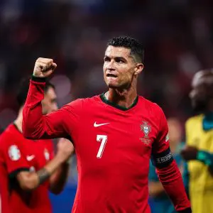 O salário de Cristiano Ronaldo chega a €200 milhões por ano | Foto: Reprodução/Instagram/cristiano