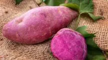 Foto genérica de batata-doce roxa