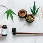 Folha da maconha e canabidiol