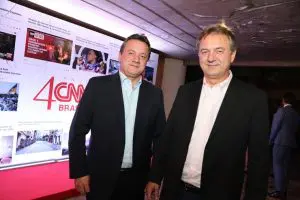 Os irmãos Wesley e Joesley Batista, da J&F, durante festa de aniversário da CNN Brasil | Foto: Iara Morselli e Marina Malheiros/Divulgação CNN Brasil