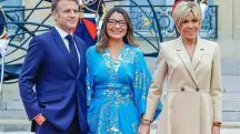 Janja com o presidente da França, Emmanuel Macron, e a primeira-dama Brigitte Macron | Foto: Reprodução/Twitter/X