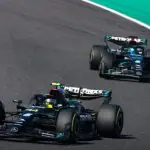 Carros da construtora Mercedes em prova da Fórmula 1