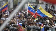 Protestos e confrontos em Caracas marcam reeleição de Maduro na Venezuela | Foto: Reprodução/X/Twitter