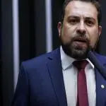A defesa de Boulos solicita que a Record veicule o direito de resposta | Foto: Reprodução/Twitter/X