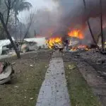Destroços do avião que caiu em Vinhedo, cidade do interior paulista