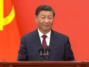 Xi Jinping discursa para jornalistas no Grande Salão do Povo em Pequim - 23/10/2022 | Foto: Reprodução/Wikimedia Commons