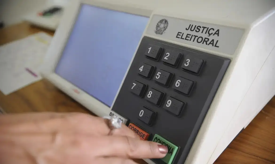 Urna eleitoral