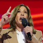 Kamala Harris, em Convenção Nacional Democrata em Chicago, Illinois, nos EUA - 19/8/2024 | Foto: Kevin Lamarque/Reuters