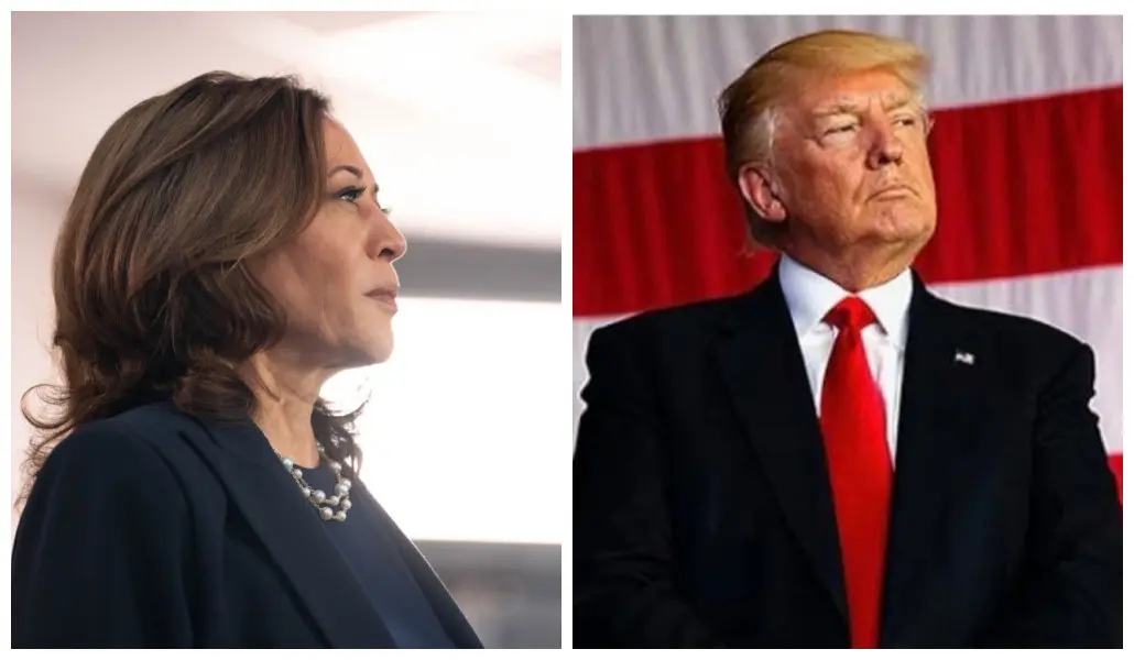Imagem de Kamala de perfil: blazer azul marinho, colar de pérolas e cabelos repicados, de perfil. Ao lado, Trump veste paletó preto, camisa branca e gravata vermelha; no fundo listras vermelha e branca da bandeira americana
